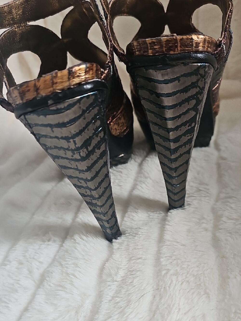 Max Studio Metallic Multi-Color Snake-Embossed Platform Sandals - Picture 8 of 13